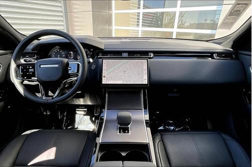 2026 Land Rover Range Rover Velar P250 SE R-Dynamic