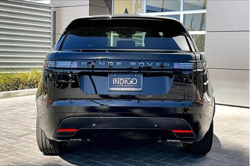 2026 Land Rover Range Rover Velar P250 SE R-Dynamic
