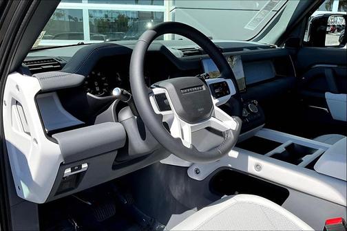 2025 Land Rover Defender 110 P400 S