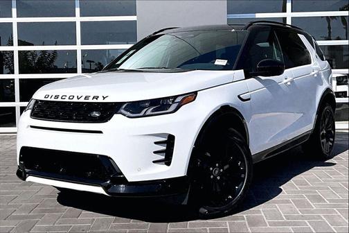 Fuji White 2026 Land Rover Discovery Sport Landmark