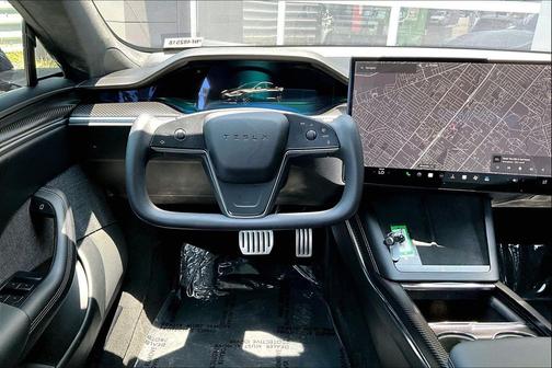 Solid Black 2022 Tesla Model S Plaid