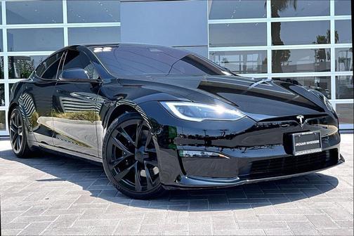 Solid Black 2022 Tesla Model S Plaid