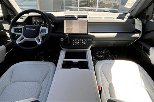 2025 Land Rover Defender 130 P300 S