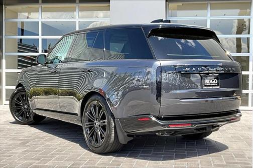 2025 Land Rover Range Rover P530 SE