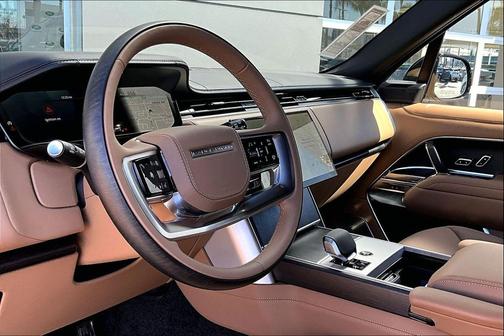 2026 Land Rover Range Rover P530 Autobiography