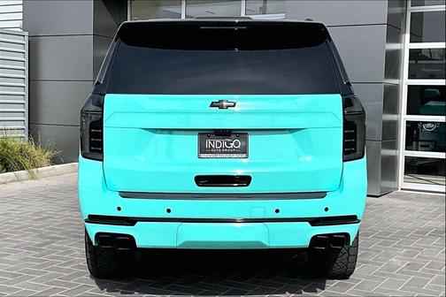 2025 Chevrolet Suburban 4WD High Country