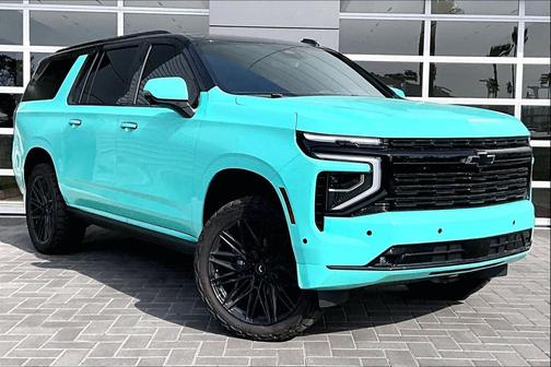 2025 Chevrolet Suburban 4WD High Country