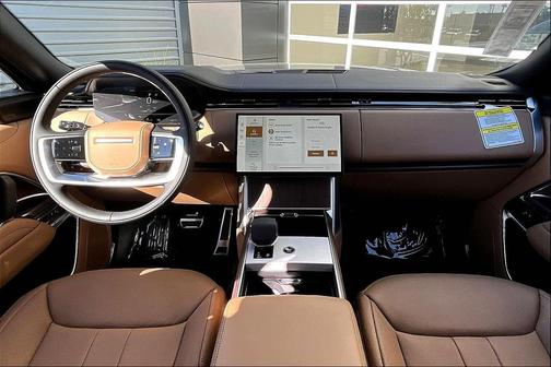 2025 Land Rover Range Rover P400 SE 7 Seat