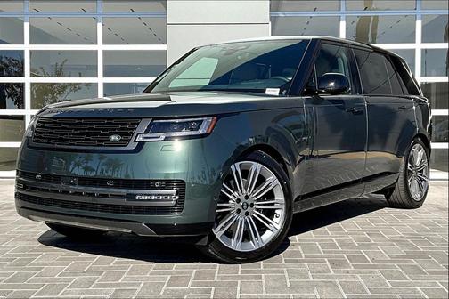 2025 Land Rover Range Rover P400 SE 7 Seat