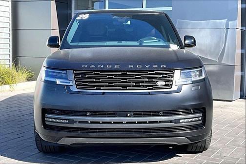 2025 Land Rover Range Rover P550e Autobiography