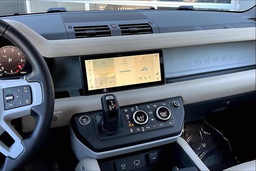 2024 Land Rover Defender 110 P300