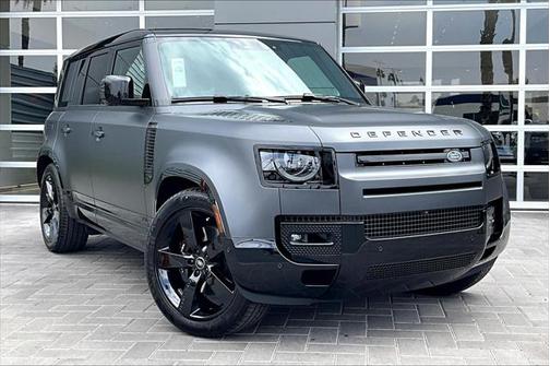 2025 Land Rover Defender 110 V8