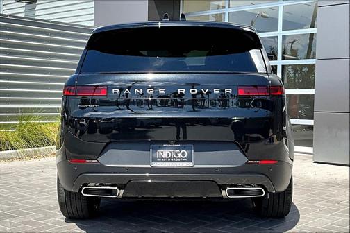 2025 Land Rover Range Rover Sport SE