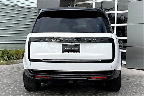 2024 Land Rover Range Rover P530 SE