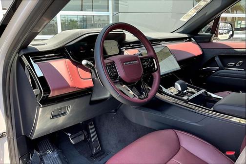 2025 Land Rover Range Rover Sport SE