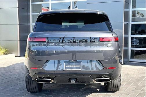 2023 Land Rover Range Rover Sport SE