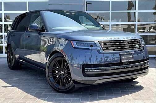 2025 Land Rover Range Rover P400 SE 7 Seat