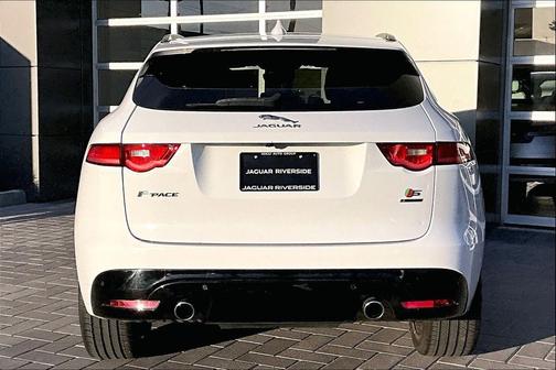 2019 Jaguar F-PACE S