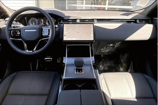 2026 Land Rover Range Rover Velar P250 SE R-Dynamic