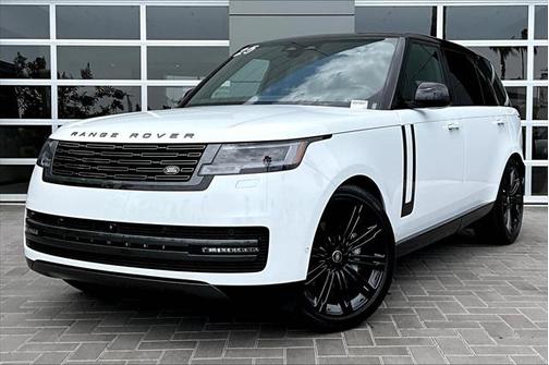 2025 Land Rover Range Rover P400 SE 7 Seat