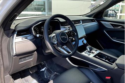 2025 Jaguar F-PACE R-Dynamic S P250 AWD Automatic