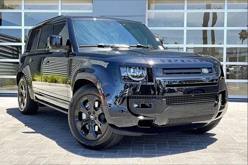 2025 Land Rover Defender 110 P400 X-Dynamic SE