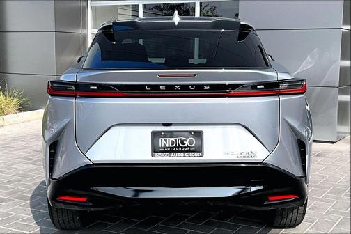 2025 Lexus RZ 450e Luxury