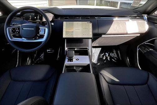 2025 Land Rover Range Rover P530 SE