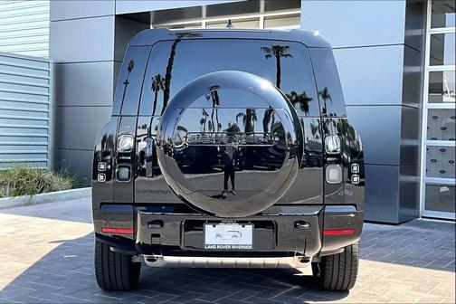 Santorini Black 2026 Land Rover Defender P400 X-Dynamic SE