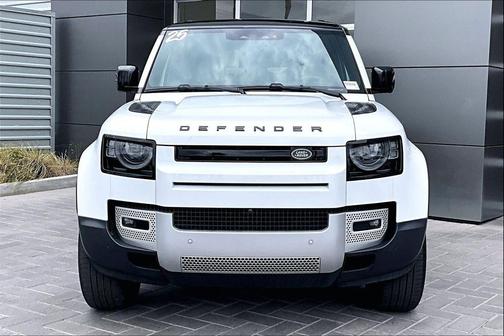 Fuji White 2025 Land Rover Defender 110 P300