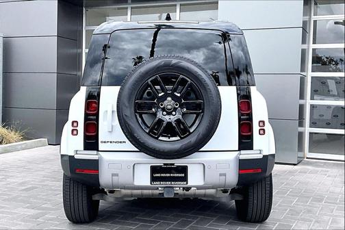Fuji White 2025 Land Rover Defender 110 P300