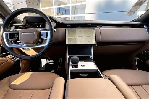 2026 Land Rover Range Rover P400 SE 7 Seat