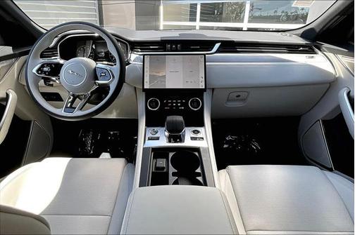 2025 Jaguar F-PACE R-Dynamic S P400 AWD Automatic
