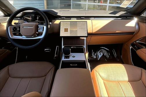 2025 Land Rover Range Rover P400 SE