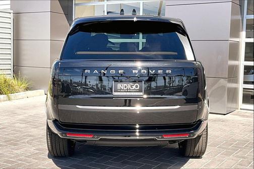 2026 Land Rover Range Rover P400 SE