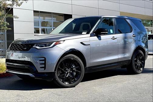 2023 Land Rover Discovery P300 S R-Dynamic