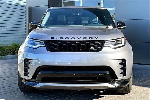 2023 Land Rover Discovery P300 S R-Dynamic