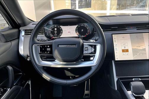 2025 Land Rover Range Rover P530 SE