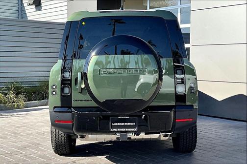 Woolstone Green Metallic 2026 Land Rover Defender P300 S