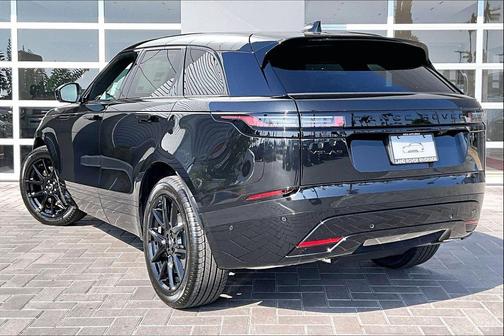 Santorini Black 2026 Land Rover Range Rover Velar P250 SE R-Dynamic