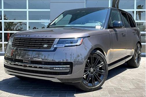 2025 Land Rover Range Rover P530 SE