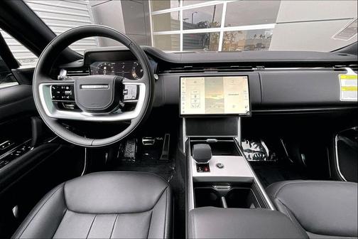 2025 Land Rover Range Rover P530 SE