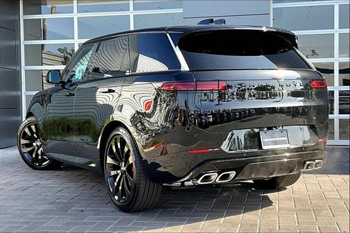 2025 Land Rover Range Rover Sport SE