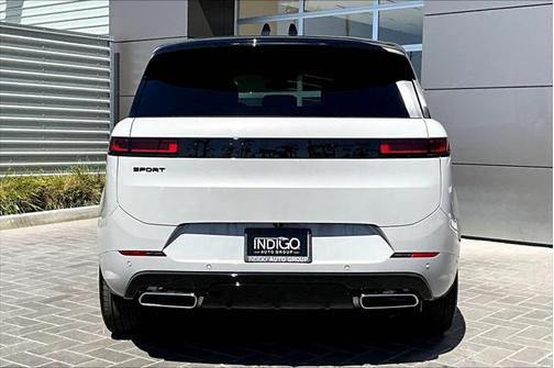 2025 Land Rover Range Rover Sport SE