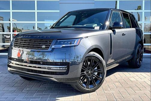 Carpathian Gray Premium Metallic 2027 Land Rover Range Rover SE