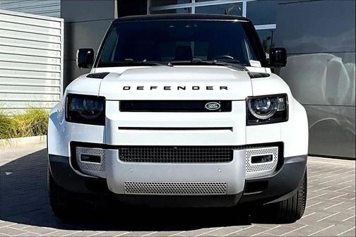2024 Land Rover Defender 130 P300 S
