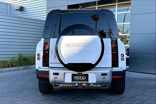 2024 Land Rover Defender 130 P300 S