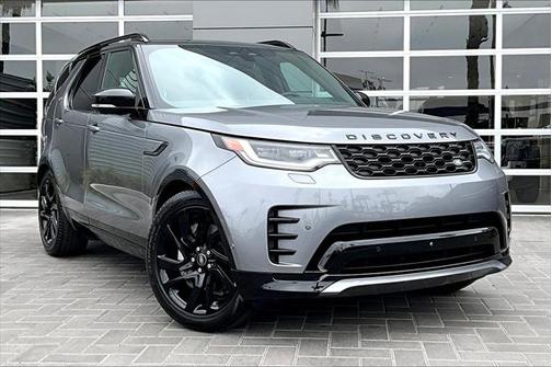 2024 Land Rover Discovery P300 Dynamic SE