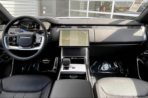 2025 Land Rover Range Rover P530 SE 7 Seat