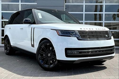 2025 Land Rover Range Rover P530 SE 7 Seat